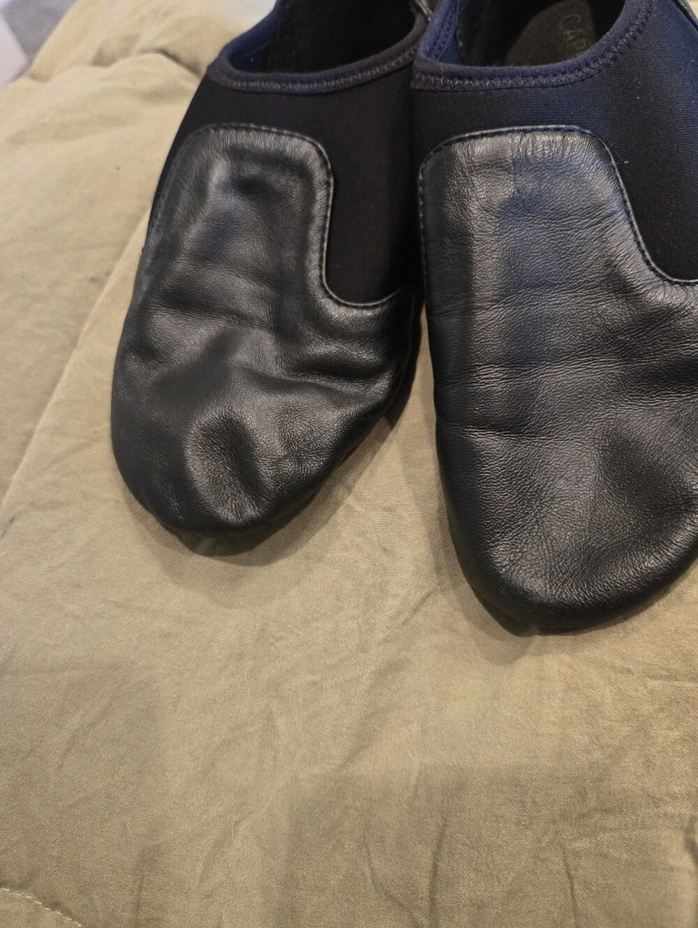 Capezio E-Series Jazz Shoe - Size 6.5 - Picture 4 of 5